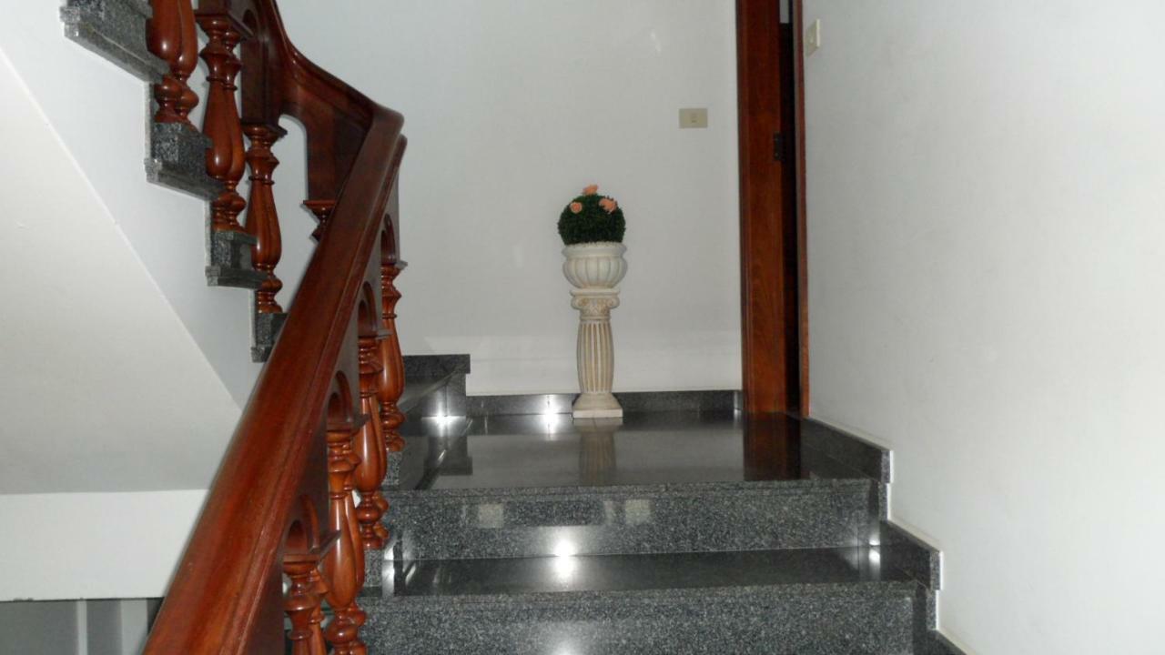 Hostal La Paz Vista Alegre ภายนอก รูปภาพ