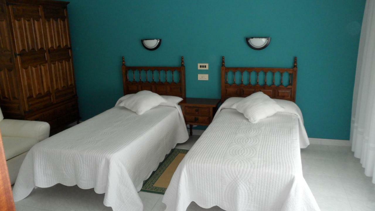 Hostal La Paz Vista Alegre ภายนอก รูปภาพ